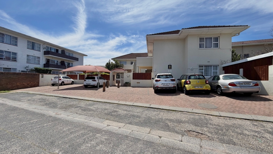 1 Bedroom Property for Sale in Plumstead Western Cape